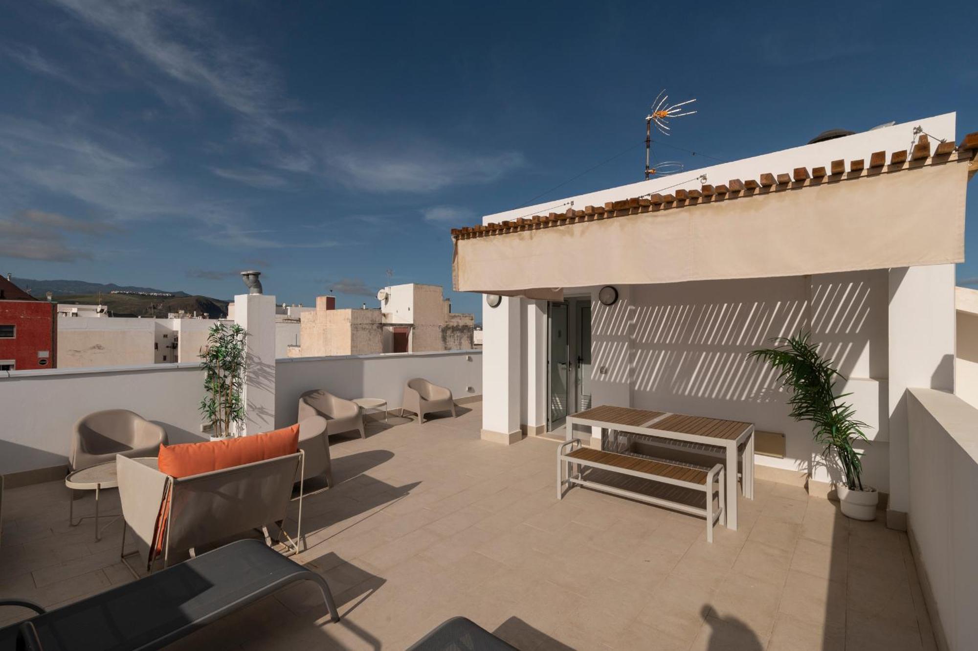 Nuevos Lightbooking Livian Suites Las Palmas Ngoại thất bức ảnh